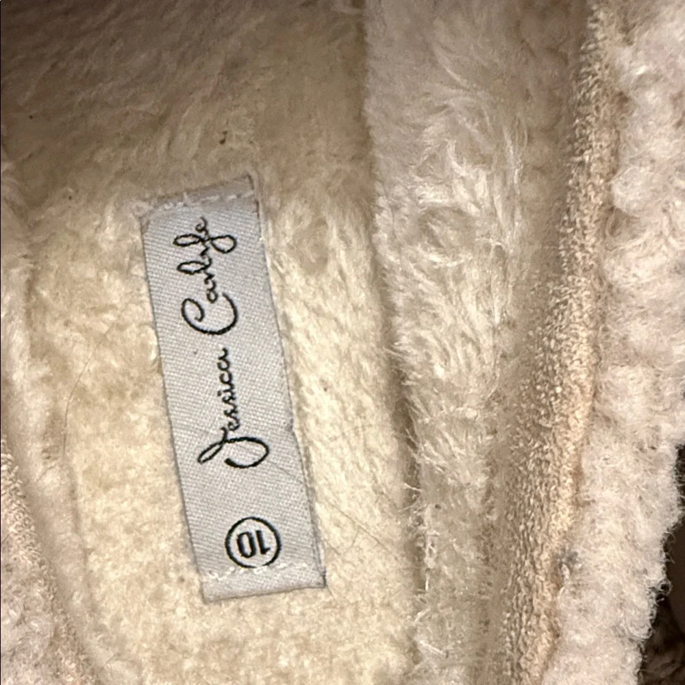 Cozy Slip-On Shoes - White and Red - Picture 2 of 2